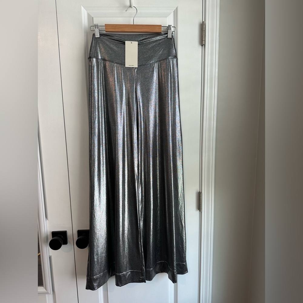 HALARA Cloudful Shine Fabric Silver High Waist Wide Leg Metallic Pants NWT Sz M